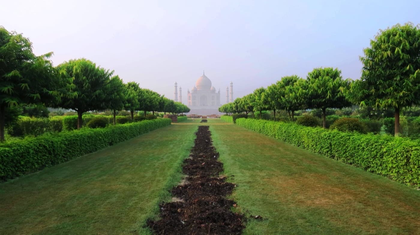 Mehtab Bagh garden facing the Taj Mahal